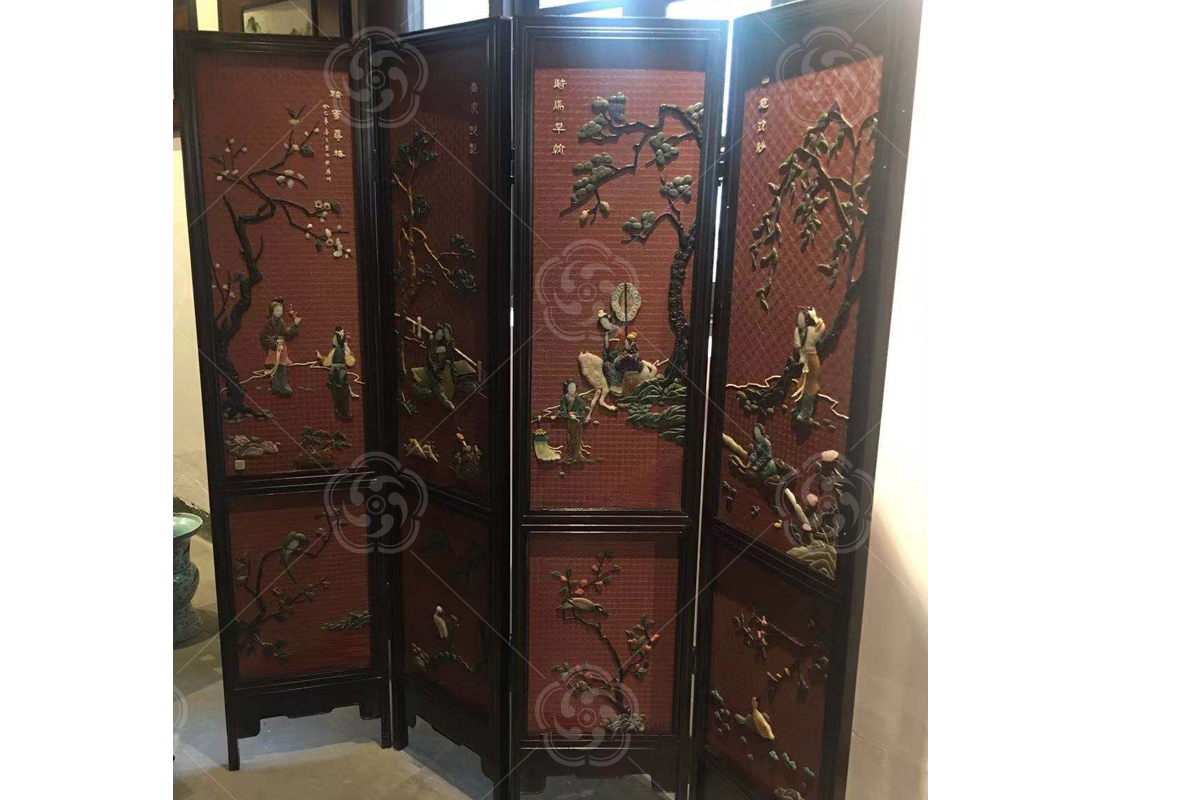 修復(fù)古代漆器--《四大美女》屏風(fēng)